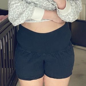 Maternity shorts
